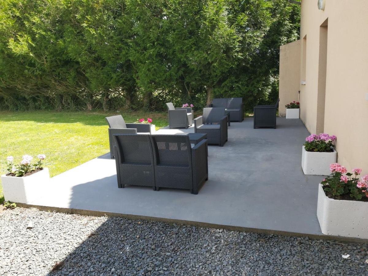 Bed and Breakfast Le Bonheur Des Plumes Montmartin-en-Graignes Esterno foto