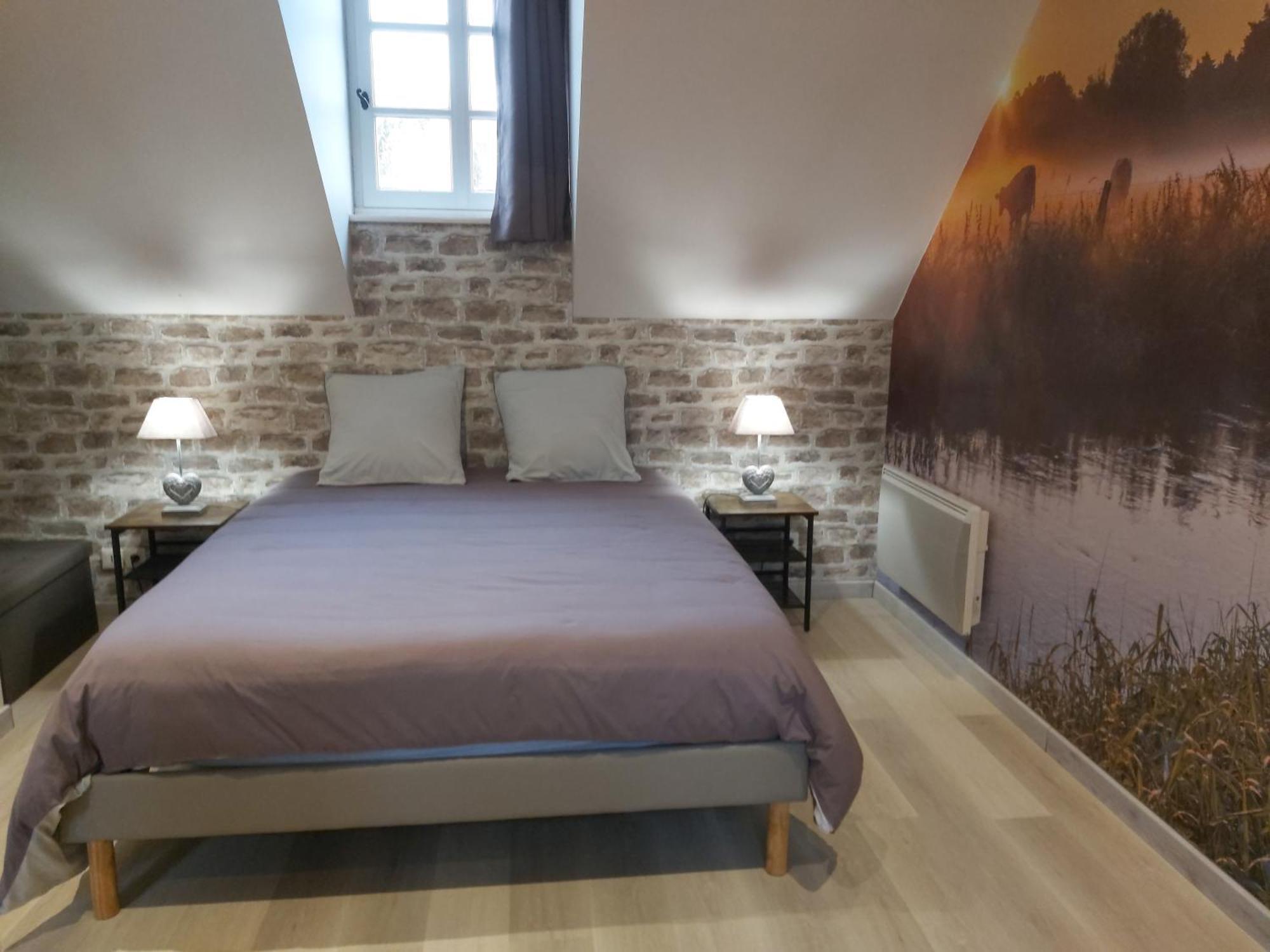 Bed and Breakfast Le Bonheur Des Plumes Montmartin-en-Graignes Esterno foto